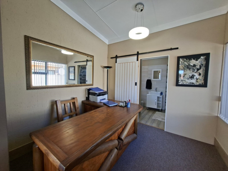 3 Bedroom Property for Sale in Reebok Western Cape